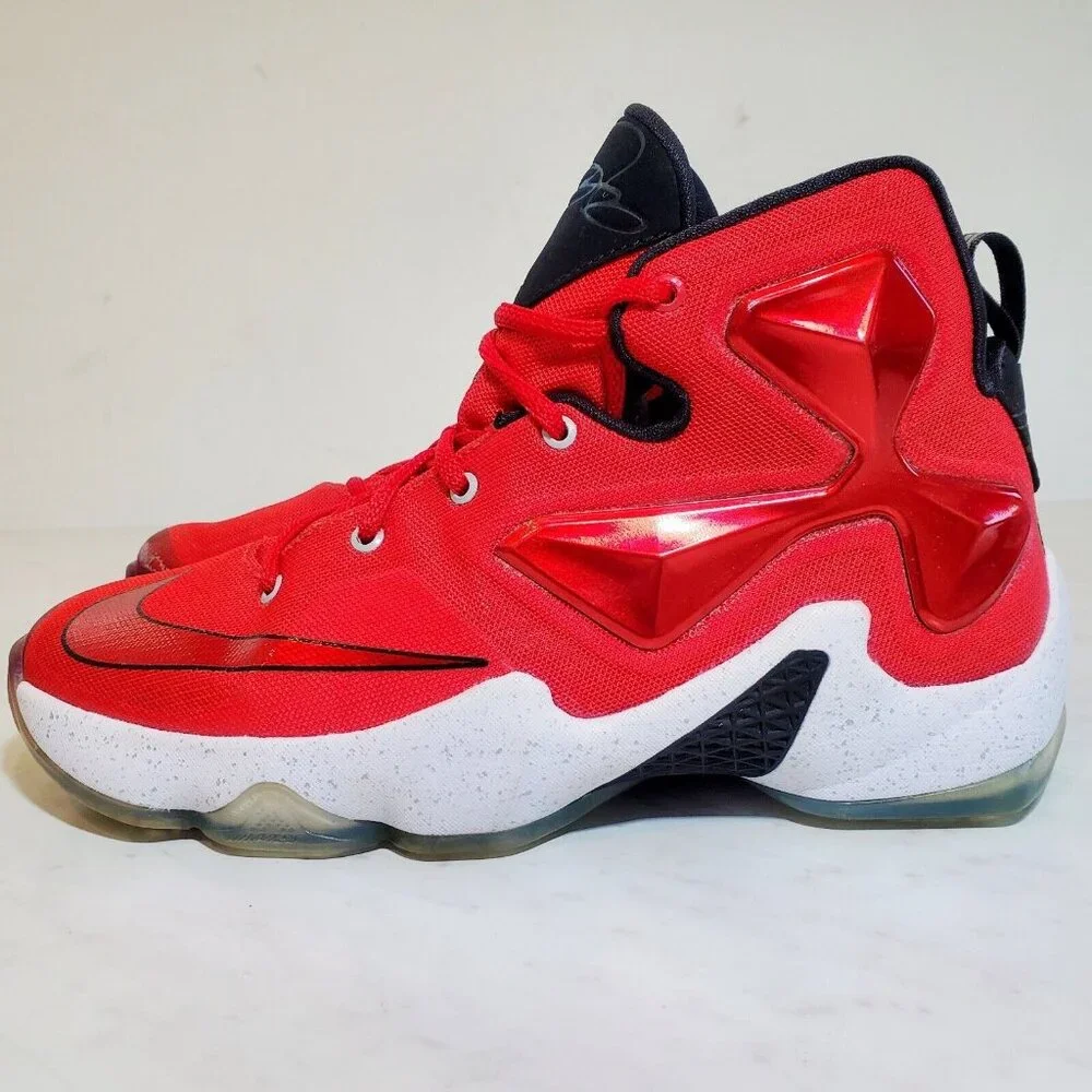 Nike LeBron XIII GS Athletic Shoes 6Y US Red Logo High Top Basketball Sneakers